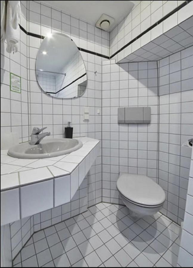 Gaestehaus Zur Traube Reil Bagian luar foto